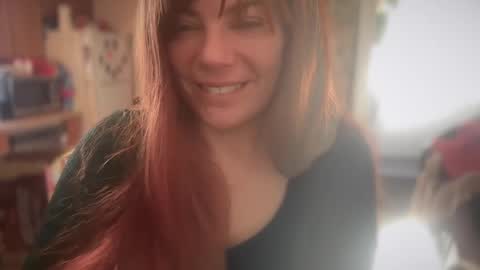 Snapshot of pirdybirdyxo chatting on 02.22.25 pirdybirdyxo online show from 02.22.25