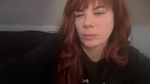 Snapshot of pirdybirdyxo chatting on 02.25.25 pirdybirdyxo online show from 02.25.25