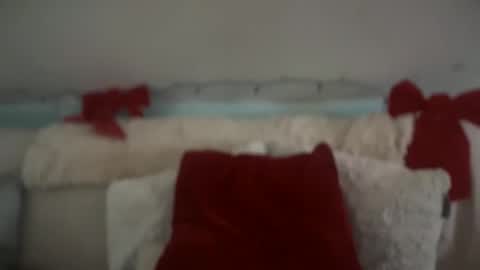 Snapshot of pirdybirdyxo chatting on 11.18.25 pirdybirdyxo online show from 11.18.25