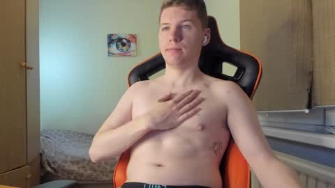 Snapshot of pirremeow chatting on 01.05.25 Pierre online show from 01.05.25