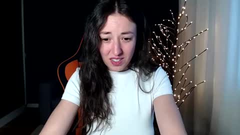 Snapshot of piscesgirl06 chatting on 12.04.24 piscesgirl06 online show from 12.04.24