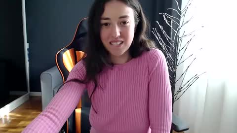 Snapshot of piscesgirl06 chatting on 01.07.25 piscesgirl06 online show from 01.07.25