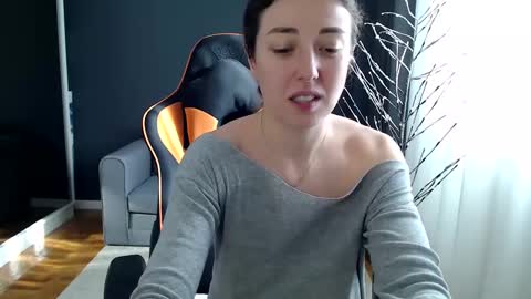 Snapshot of piscesgirl06 chatting on 01.10.25 piscesgirl06 online show from 01.10.25