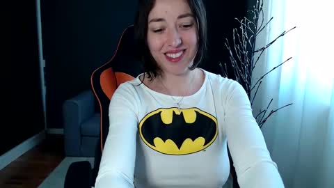 Snapshot of piscesgirl06 chatting on 02.04.25 piscesgirl06 online show from 02.04.25