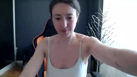 Snapshot of piscesgirl06 chatting on 09.16.25 piscesgirl06 online show from 09.16.25