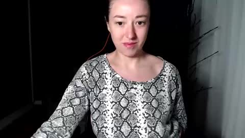 Snapshot of piscesgirl06 chatting on 10.06.25 piscesgirl06 online show from 10.06.25