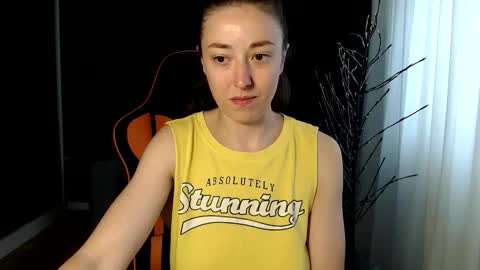 Snapshot of piscesgirl06 chatting on 10.13.25 piscesgirl06 online show from 10.13.25