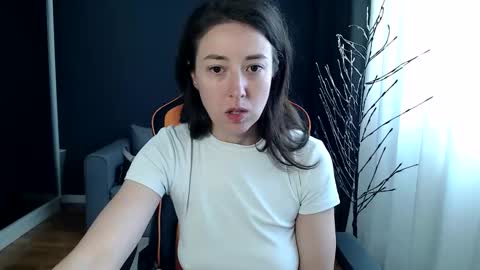 Snapshot of piscesgirl06 chatting on 10.29.25 piscesgirl06 online show from 10.29.25