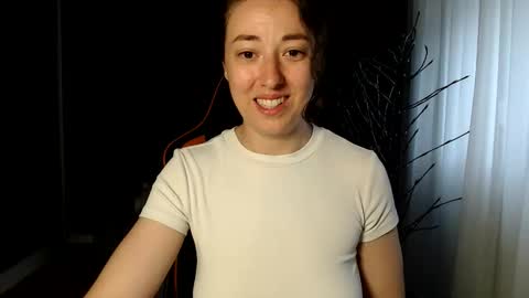 Snapshot of piscesgirl06 chatting on 05.28.26 piscesgirl06 online show from 05.28.26