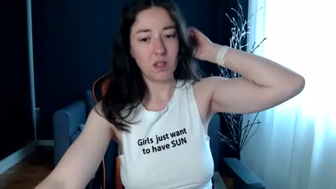 Snapshot of piscesgirl06 chatting on 06.12.26 piscesgirl06 online show from 06.12.26
