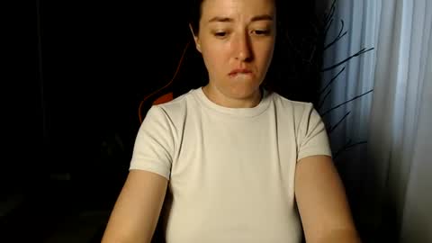 piscesgirl06 online show from 07.22.26