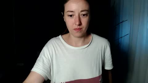 piscesgirl06 online show from 08.05.26
