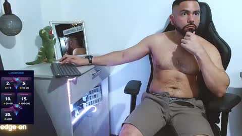 Snapshot of piter_berlin chatting on 01.25.25 piter berlin online show from 01.25.25