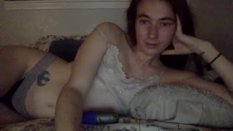 Snapshot of pixie_bella chatting on 10.28.25 pixie_bella online show from 10.28.25