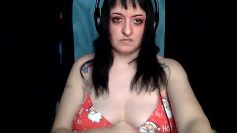 Snapshot of pixie_mixie chatting on 02.23.25 Trash Kitten online show from 02.23.25