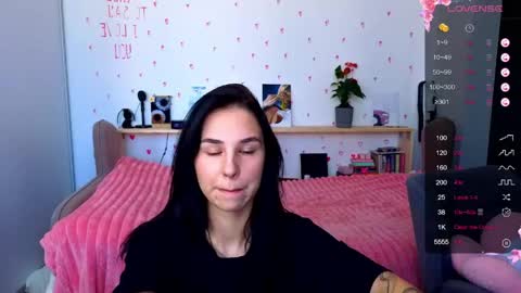 Molly online show from 04.29.26