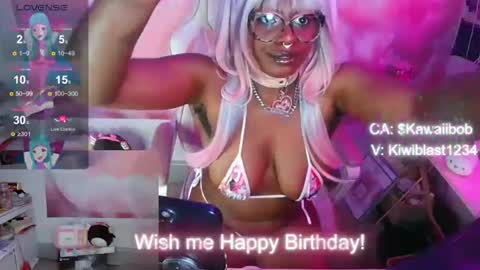 Thekawaiidomme online show from 02.15.25