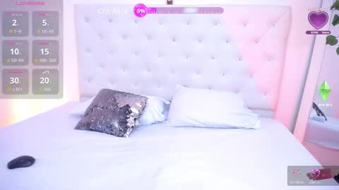 pixiehot_ online show from 02.01.26