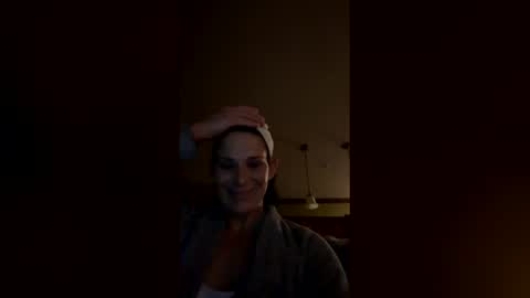 Snapshot of pixieluxxx chatting on 03.18.26 PixieLuxXx online show from 03.18.26