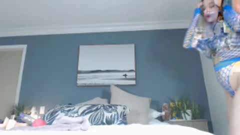 Snapshot of pixiepoems chatting on 01.06.26 Pixie Poems online show from 01.06.26