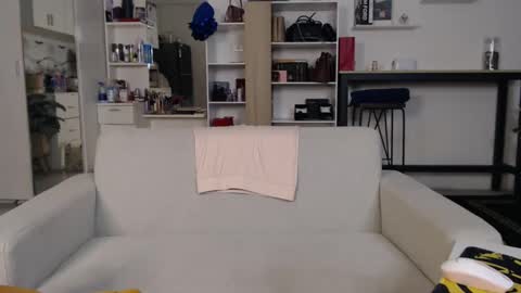 plasticgirll online show from 01.17.25