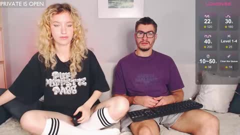 Snapshot of play_me_softly chatting on 09.26.25 play_me_softly online show from 09.26.25