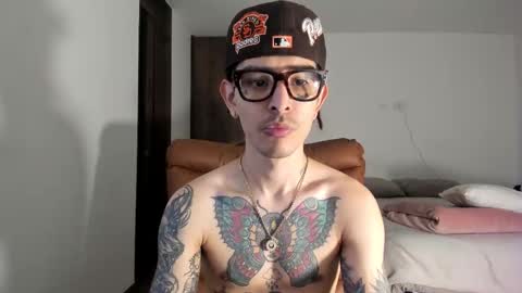 Snapshot of playboi_carti01 chatting on 12.16.25 Carti online show from 12.16.25