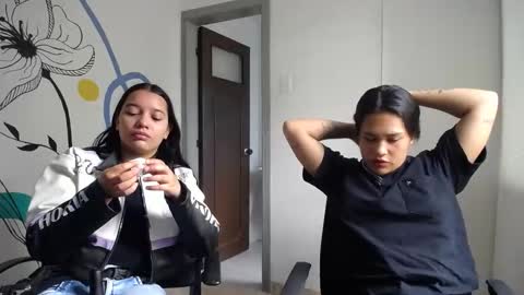 Snapshot of playful_girls3909 chatting on 03.04.25 sweed online show from 03.04.25