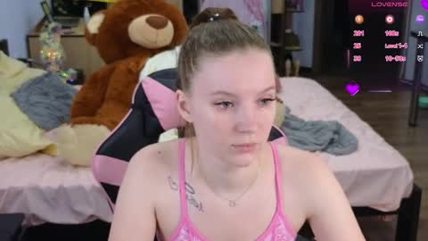 Snapshot of playful_mary chatting on 03.03.26 Masha online show from 03.03.26