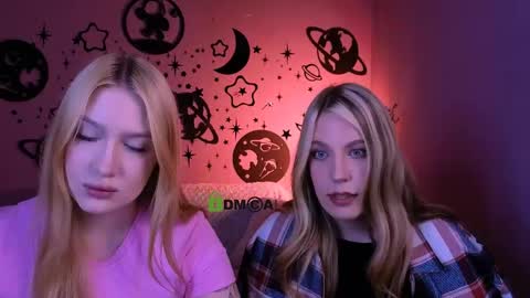 Snapshot of playful_sophie chatting on 05.15.26 Sophie online show from 05.15.26