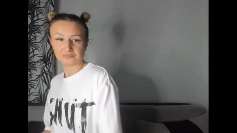 Snapshot of playfulaudrey chatting on 01.04.25 PlayfulAudrey online show from 01.04.25