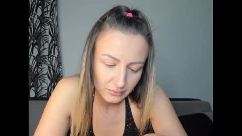 Snapshot of playfulaudrey chatting on 03.06.25 PlayfulAudrey online show from 03.06.25