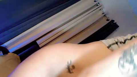 Snapshot of playfulcock69_kate chatting on 07.17.26 kate online show from 07.17.26