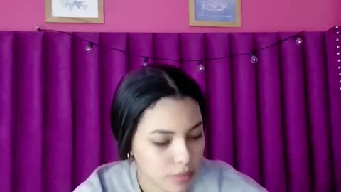 Snapshot of playfuljust_18 chatting on 12.22.25 SAMARA online show from 12.22.25