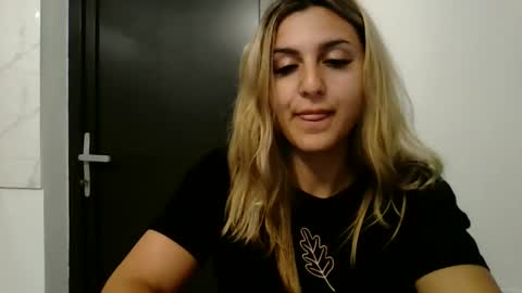 PlayfulNicole online show from 06.04.26