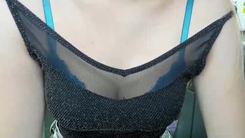 Snapshot of playgirl_valeria chatting on 02.09.25 Valeria online show from 02.09.25