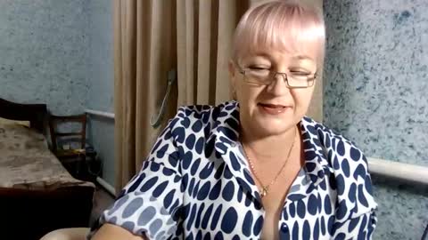 Snapshot of playm3soft chatting on 09.22.25 playm3soft online show from 09.22.25