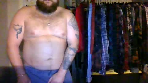 Snapshot of pleasewithease chatting on 10.30.25 aimtoplease online show from 10.30.25