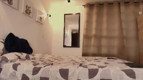 Snapshot of pleasurecompany chatting on 11.22.25 sergio natalie online show from 11.22.25