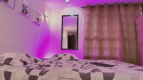 Snapshot of pleasurecompany chatting on 11.25.25 sergio natalie online show from 11.25.25