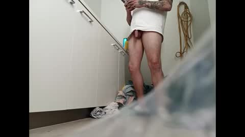 Snapshot of pleasuremypussyyy chatting on 09.16.25 X online show from 09.16.25