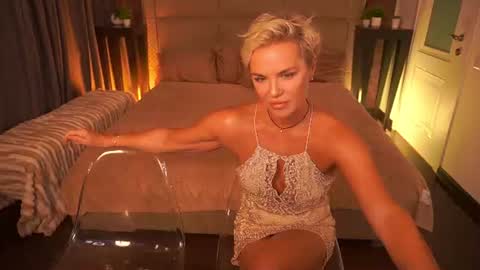 Ira brunette and Vika blonde online show from 08.01.26