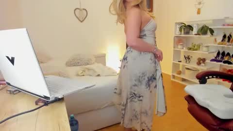 Snapshot of pleasurewitch chatting on 02.06.25 PleasureWitch online show from 02.06.25