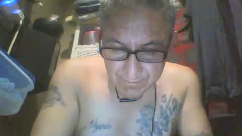 Snapshot of plmbrob chatting on 02.06.25 plmbrob online show from 02.06.25