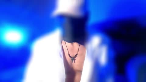 StraightPlush online show from 01.21.25