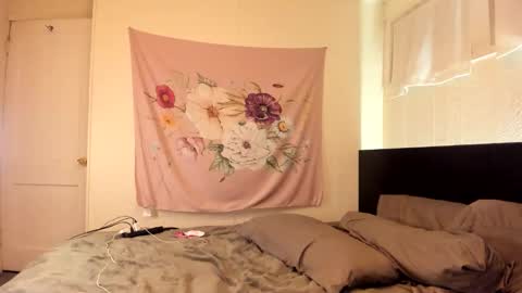 Goddess Pluto online show from 11.04.25