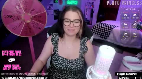 Snapshot of plutoprincess69 chatting on 03.27.26 Pluto Princess online show from 03.27.26