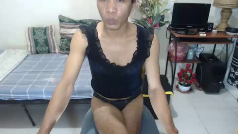 Snapshot of pocabigshane chatting on 02.01.25 SHANE online show from 02.01.25