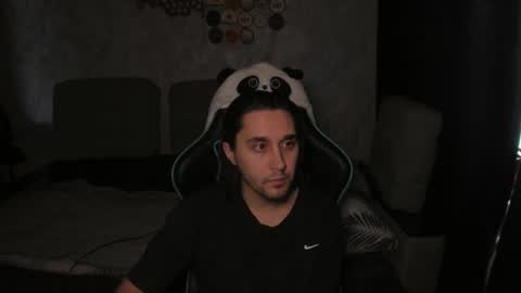 pohyi_ online show from 03.04.26