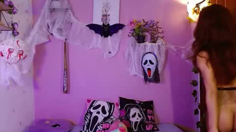 poison_liv online show from 10.06.25